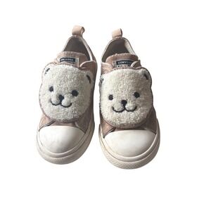 Converse Chuck Taylor All Star Infant Size 9 Teddy Bear Sherpa Tan A10040F